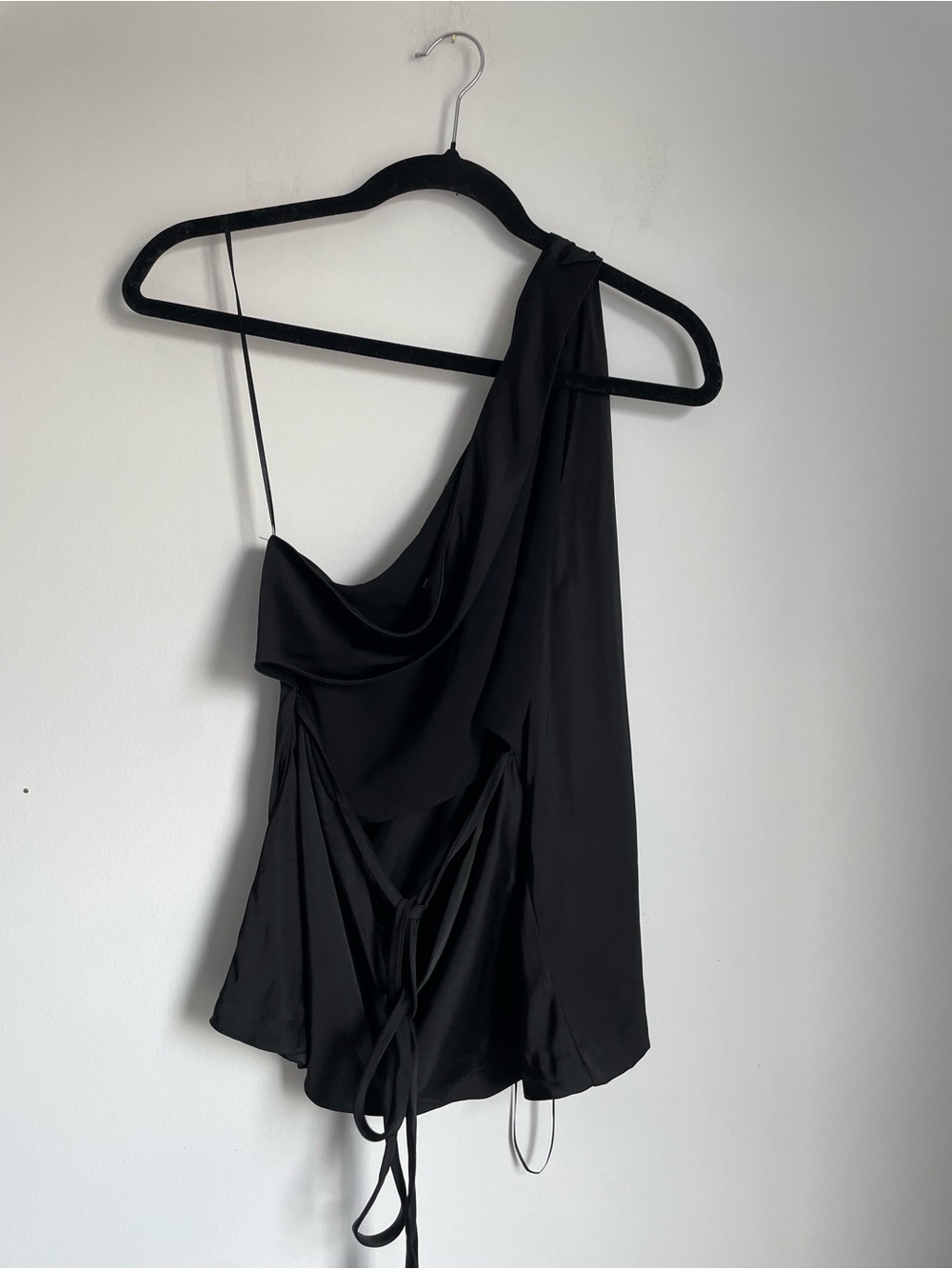 ZARA Women's L Black Satin One Shoulder Tie Back Blouse Dramatic Date Night